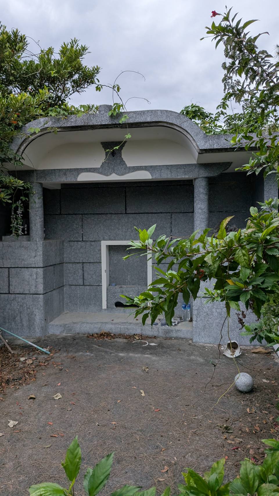 【売墓地】名護市大西４丁目